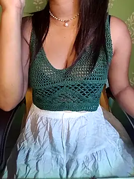 Snapshot of QueenOfHeart_07 chatting on 12-02-25, 06:25 QueenOfHeart 07 online show from 12-02-25, 06:25