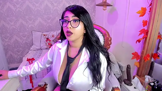 Sexy cristall  online show from 03-22-25, 06:11