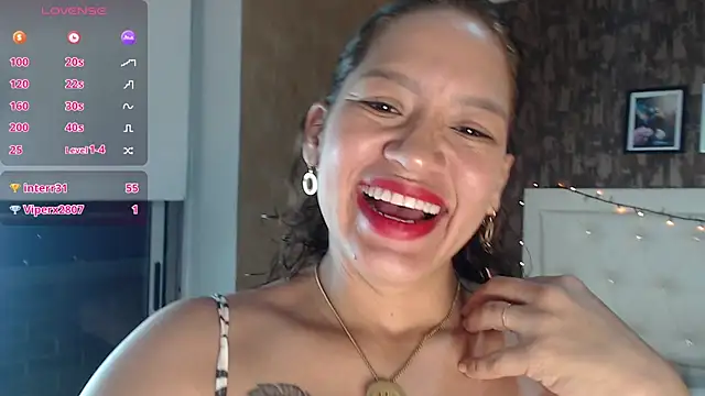 samantha  karolstone online show from 12-22-24, 05:34