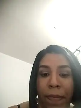 Emmy cole  online show from 09-18-25, 04:25