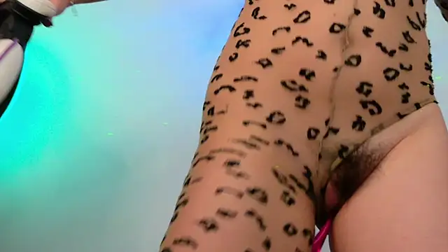 GilaKat online show from 10-15-25, 04:56