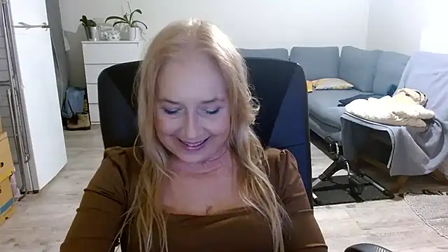 sofia xkiss online show from 01-09-25, 05:43