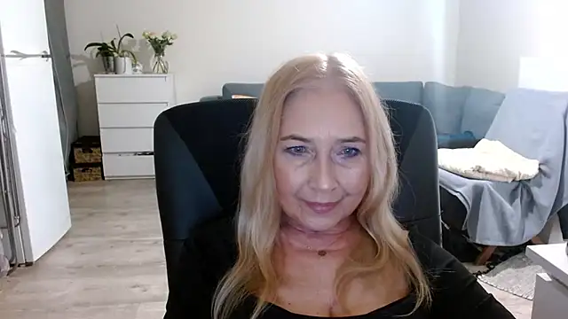 sofia xkiss online show from 01-19-25, 07:57