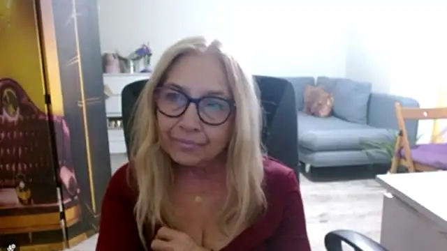 sofia xkiss online show from 01-13-26, 02:55