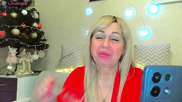 SusieNoreen online show from 01-15-25, 01:12