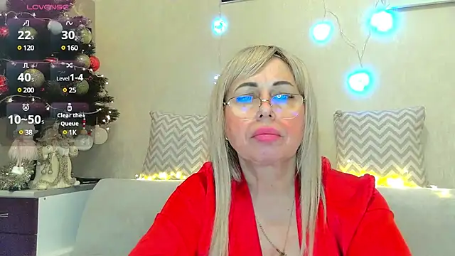 SusieNoreen online show from 01-15-25, 04:15