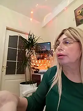 SusieNoreen online show from 03-03-25, 11:44
