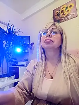 SusieNoreen online show from 03-07-25, 01:53