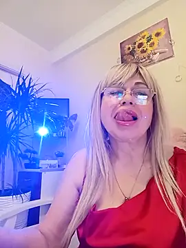 SusieNoreen online show from 03-08-25, 12:33