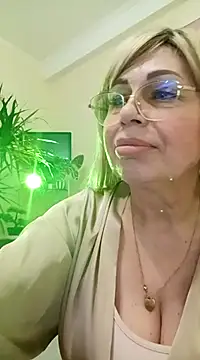 SusieNoreen online show from 03-08-25, 06:43