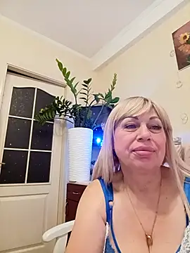 SusieNoreen online show from 09-19-25, 11:49