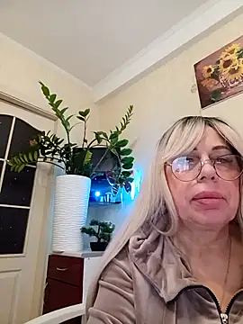 SusieNoreen online show from 10-02-25, 01:01
