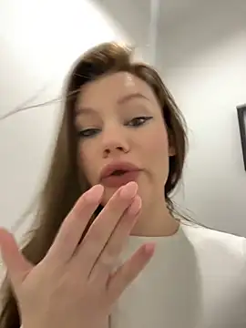 Snapshot of justmila chatting on 12-14-24, 10:24 justmila online show from 12-14-24, 10:24