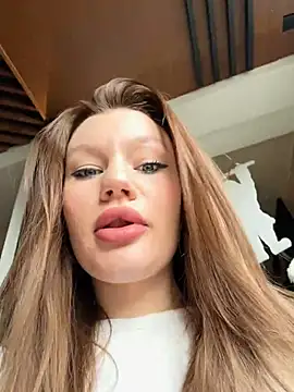 Snapshot of justmila chatting on 12-18-24, 11:34 justmila online show from 12-18-24, 11:34