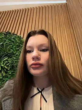Snapshot of justmila chatting on 12-18-24, 03:11 justmila online show from 12-18-24, 03:11
