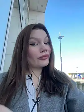 Snapshot of justmila chatting on 02-05-25, 11:12 justmila online show from 02-05-25, 11:12