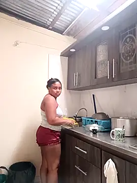 Snapshot of NicolVilla chatting on 11-21-25, 02:27 NicolVilla online show from 11-21-25, 02:27