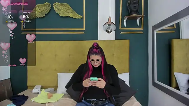 BellaPeers  online show from 01-05-25, 12:53