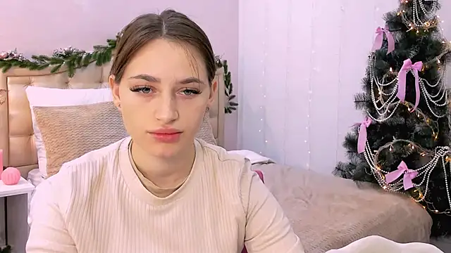 Snapshot of queenofjoyy chatting on 12-14-24, 06:02 queenofjoyy online show from 12-14-24, 06:02