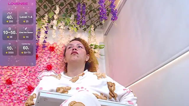 BLONDE SEXYHOT online show from 02-11-26, 03:17