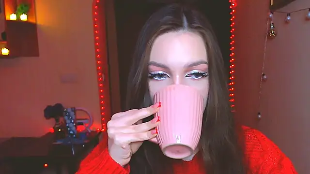 Snapshot of miss_merciless_ chatting on 12-14-24, 05:03 miss merciless online show from 12-14-24, 05:03