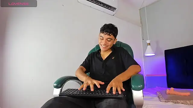 Austin Cardieff online show from 01-26-25, 09:40