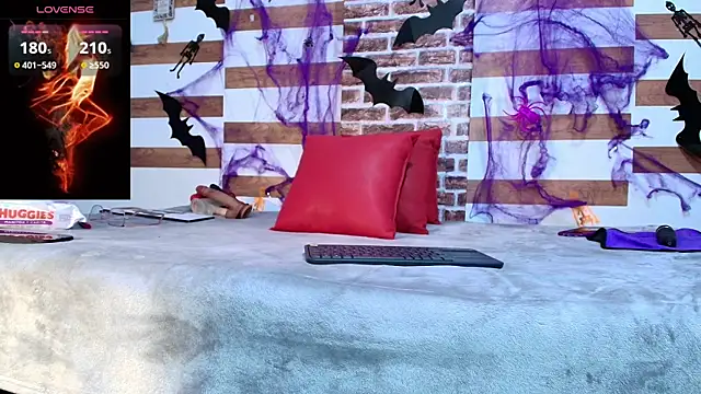 sofia fer online show from 10-21-25, 02:34