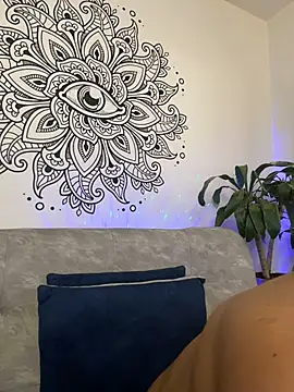 Snapshot of aaroncolombia chatting on 10-29-25, 10:06 aaroncolombia online show from 10-29-25, 10:06