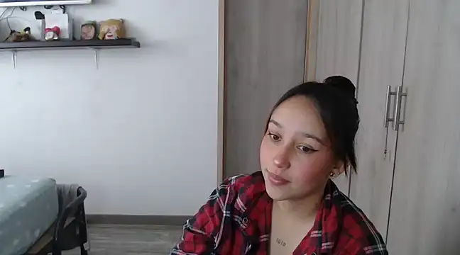 Snapshot of Skarlet_Adams28 chatting on 12-05-24, 07:28 Skarlet Adams28 online show from 12-05-24, 07:28