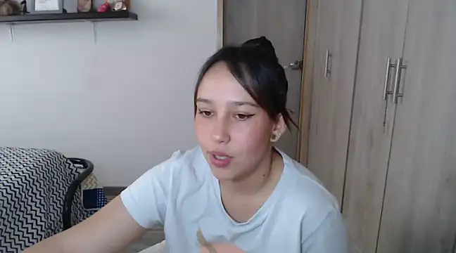 Snapshot of Skarlet_Adams28 chatting on 12-06-24, 09:35 Skarlet Adams28 online show from 12-06-24, 09:35