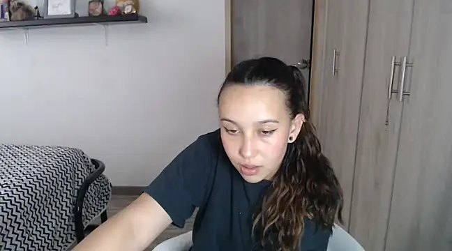 Snapshot of Skarlet_Adams28 chatting on 12-10-24, 10:16 Skarlet Adams28 online show from 12-10-24, 10:16