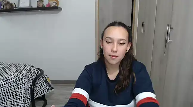 Snapshot of Skarlet_Adams28 chatting on 12-12-24, 12:48 Skarlet Adams28 online show from 12-12-24, 12:48