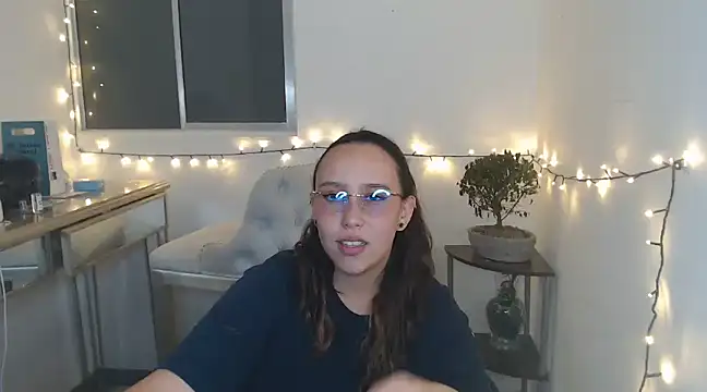 Snapshot of Skarlet_Adams28 chatting on 01-30-25, 09:47 Skarlet Adams28 online show from 01-30-25, 09:47