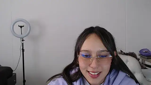 Snapshot of Skarlet_Adams28 chatting on 03-09-25, 07:05 Skarlet Adams28 online show from 03-09-25, 07:05