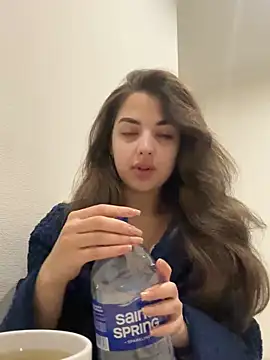 CharleneWoods online show from 01-10-25, 04:54