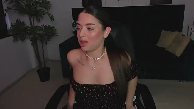 CharleneWoods online show from 03-18-25, 08:03