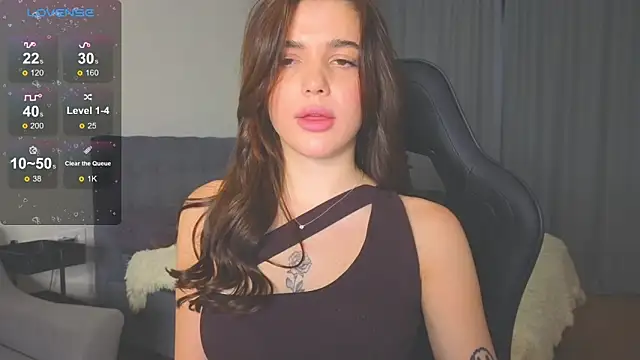 adrianawow1 online show from 10-20-25, 12:00