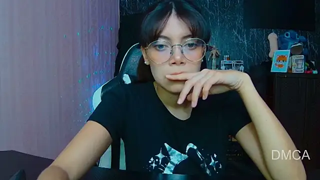 Drea Foox online show from 10-16-25, 02:23