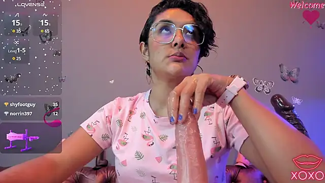 Kaira mosse online show from 01-11-25, 02:15
