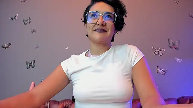Kaira mosse online show from 01-14-25, 11:53