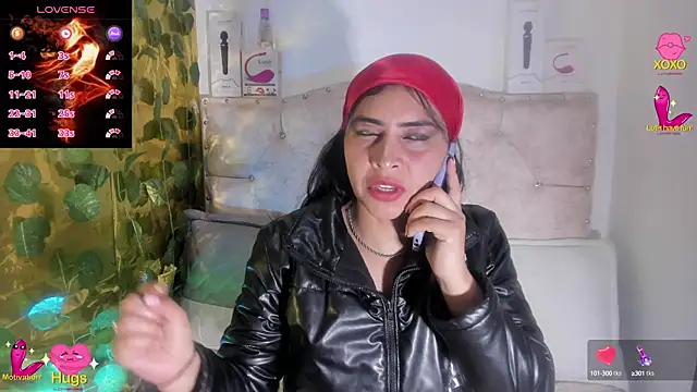 Snapshot of cristalconnorr chatting on 10-10-25, 04:17 cristalconnorr online show from 10-10-25, 04:17