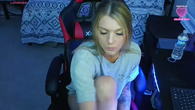 XMeF10 online show from 02-11-25, 07:38