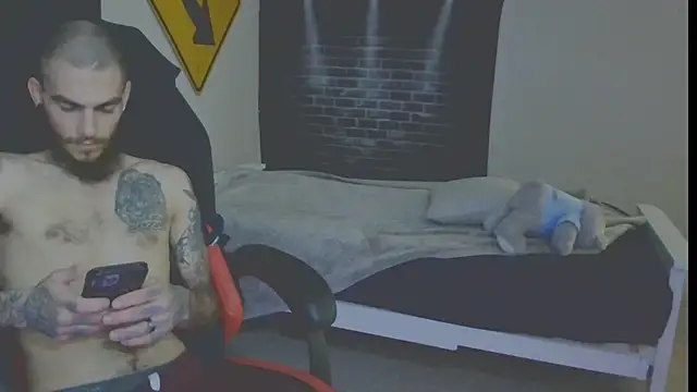 XMeF10 online show from 03-17-25, 01:46