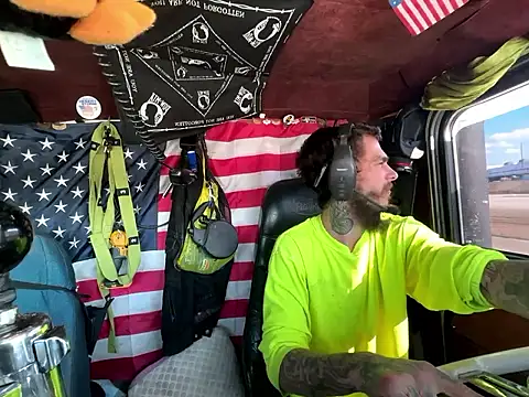 XMeF10 online show from 01-06-26, 06:11