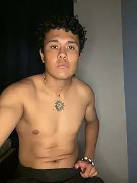 Snapshot of Brencuz chatting on 10-15-25, 01:50 Brencuz online show from 10-15-25, 01:50