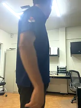 Snapshot of Brencuz chatting on 10-17-25, 12:25 Brencuz online show from 10-17-25, 12:25