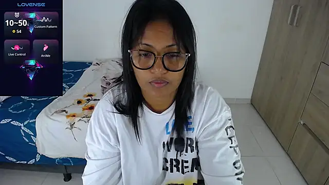 Snapshot of miajoseph_ chatting on 09-10-25, 04:34 miajoseph online show from 09-10-25, 04:34