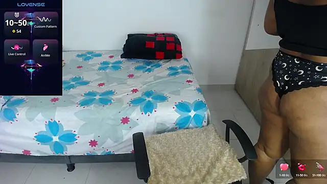 Snapshot of miajoseph_ chatting on 09-22-25, 04:25 miajoseph online show from 09-22-25, 04:25