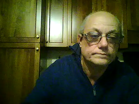 Snapshot of gianbragallini chatting on 12-16-25, 11:32 gianbragallini online show from 12-16-25, 11:32