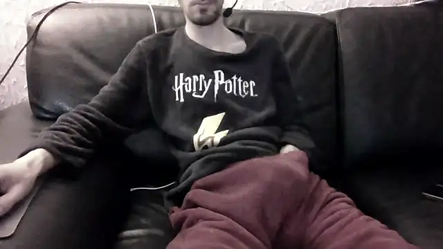 Snapshot of passif520 chatting on 11-02-25, 09:11 passif520 online show from 11-02-25, 09:11